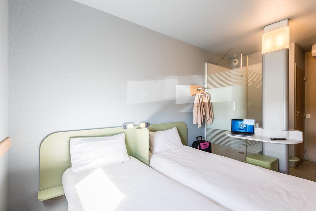 Ibis Budget Amberieu En Bugey/Chateau Gaillard A42 Exterior photo